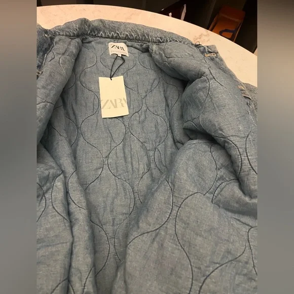 Zara Light Blue QUILTED DENIM
JACKET - Picture 9 of 10